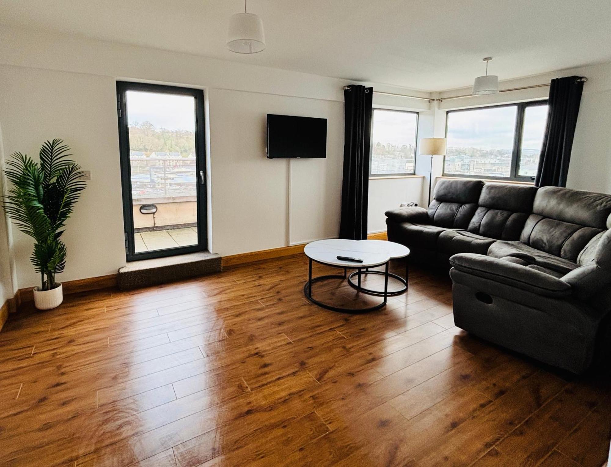 Port House Letterkenny Wild Atlantic Apartments Bagian luar foto